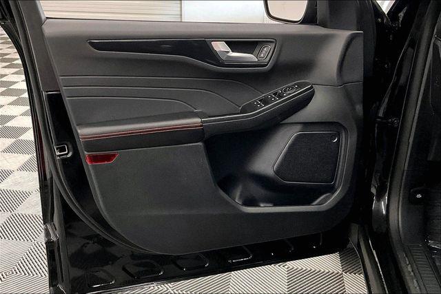 2025 Ford Escape ST-Line Select