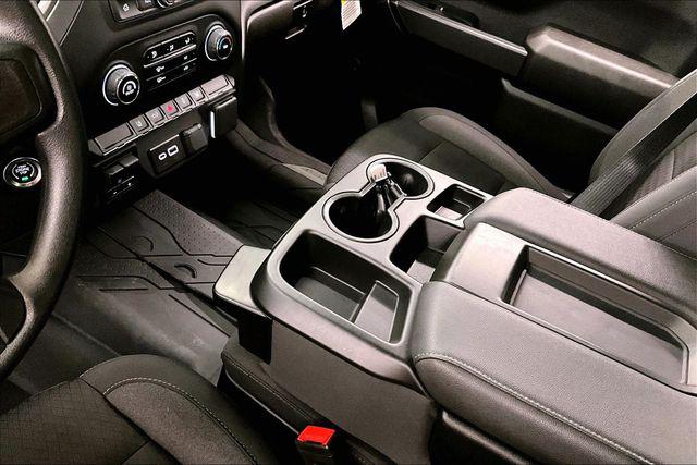2025 Chevrolet Silverado 2500HD 4WD Crew Cab Standard Bed Custom