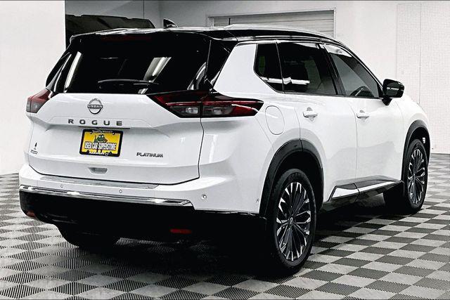2024 Nissan Rogue Platinum FWD