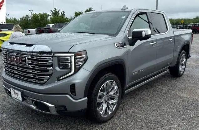 2024 GMC Sierra 1500 4WD Crew Cab Short Box Denali