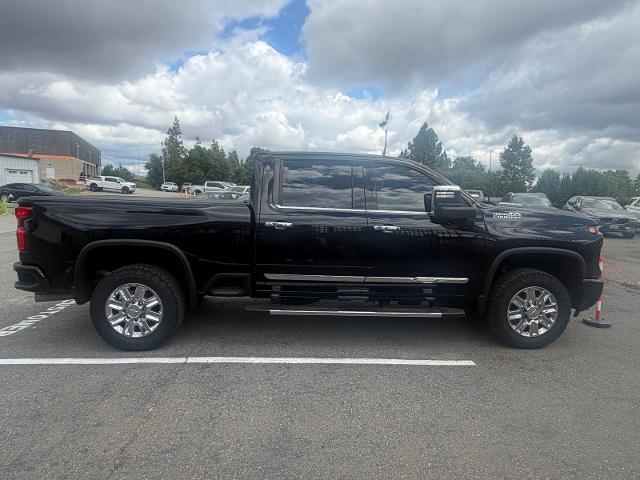 2024 Chevrolet Silverado 2500HD 4WD Crew Cab Standard Bed High Country