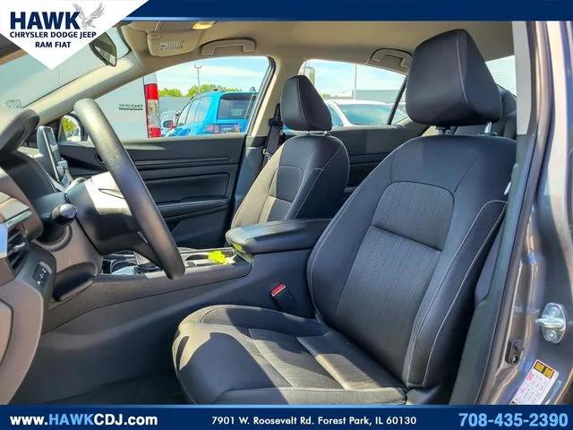 2024 Nissan Altima SV FWD