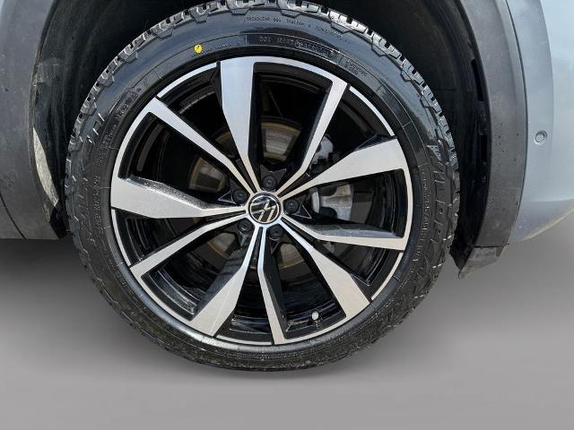 2024 Volkswagen Atlas Cross Sport 2.0T SEL Premium R-Line