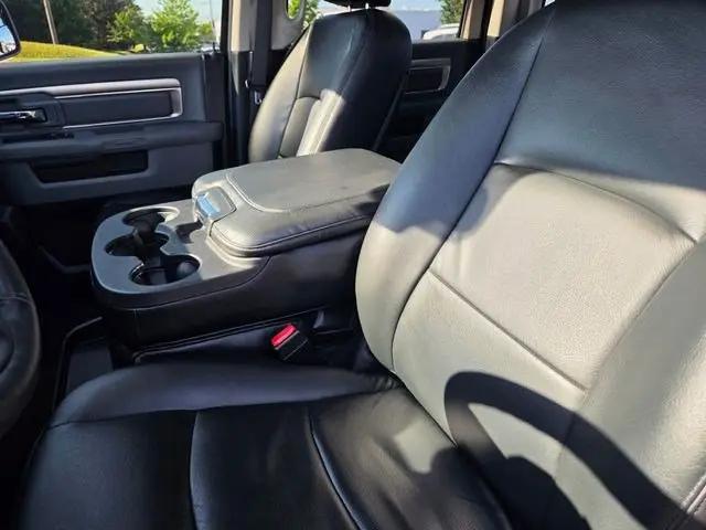 2017 Ram 1500 Big Horn Crew Cab 4x4 6'4" Box