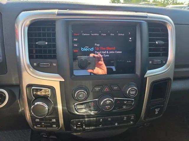 2017 Ram 1500 Big Horn Crew Cab 4x4 6'4" Box