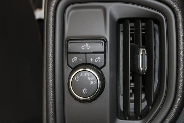 2022 Chevrolet Silverado 1500 2WD Regular Cab Long Bed WT