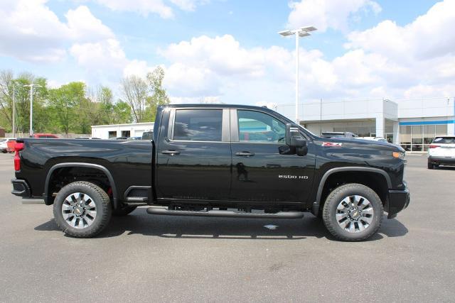 2026 Chevrolet Silverado 2500HD Crew Cab, Standard Bed, WT, 4WD