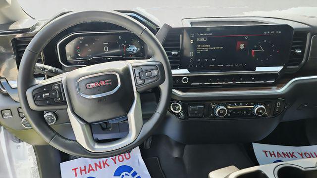 2025 GMC Sierra 1500 4WD Crew Cab Short Box SLT