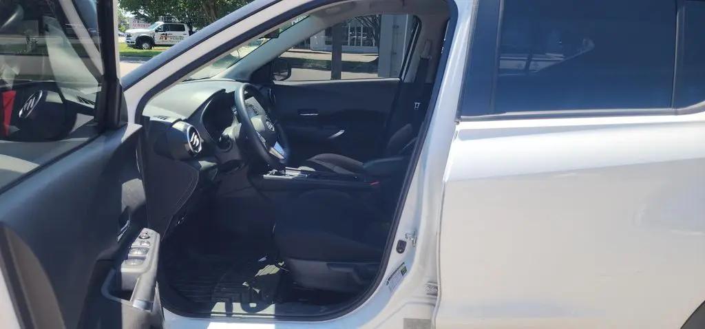 2023 Nissan Kicks SV Xtronic CVT