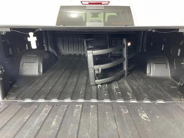 2026 GMC Sierra 1500 Double Cab, Standard Bed, SLE, 4WD