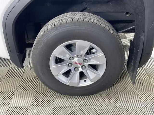 2026 GMC Sierra 1500 Double Cab, Standard Bed, SLE, 4WD