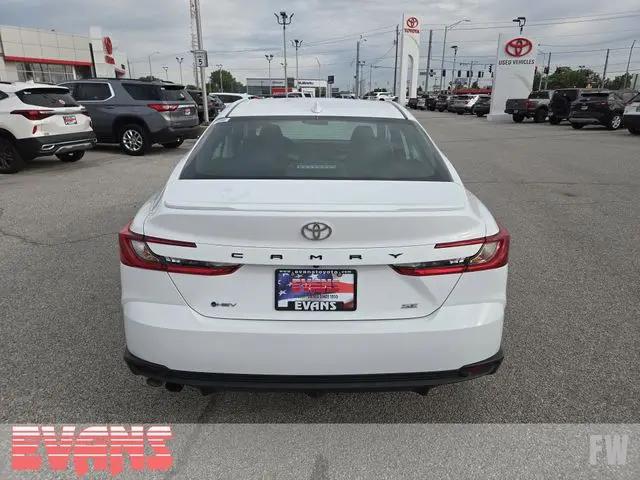 2025 Toyota Camry SE