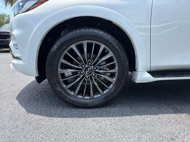 2024 INFINITI QX80 SENSORY AWD
