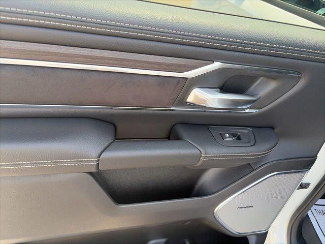 2026 Ram 1500 Laramie Crew Cab 4x4 5'7" Box