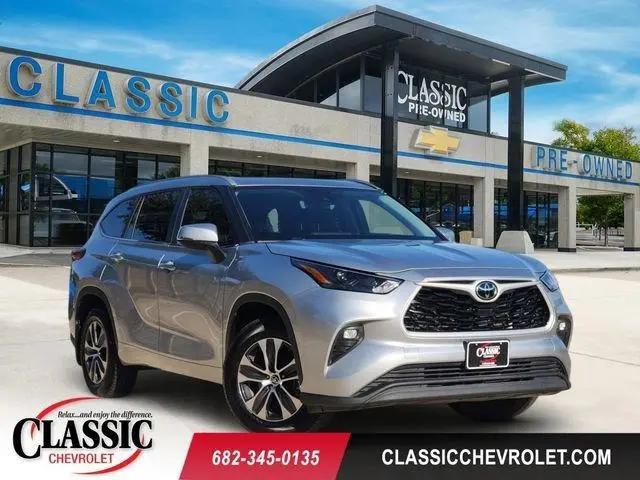 2023 Toyota Highlander XLE for sale in Grapevine, TX