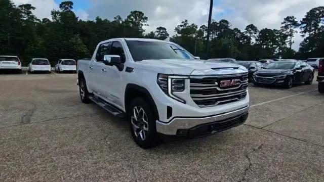 2025 GMC Sierra 1500 4WD Crew Cab Short Box SLT for sale in Huntsville, TX