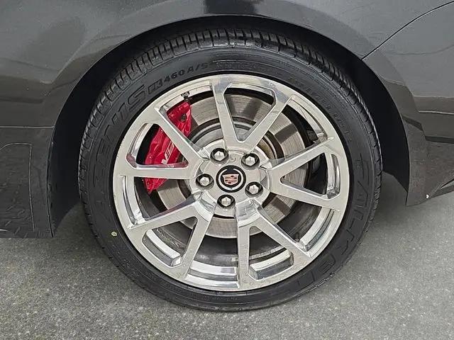 2013 Cadillac CTS-V Standard