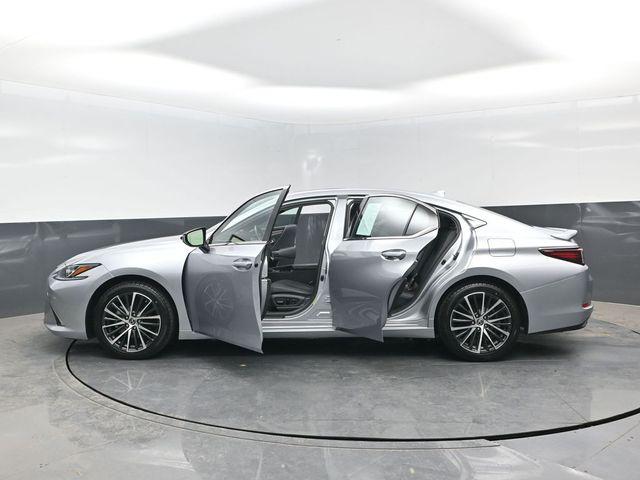 2024 Lexus ES 350 Base