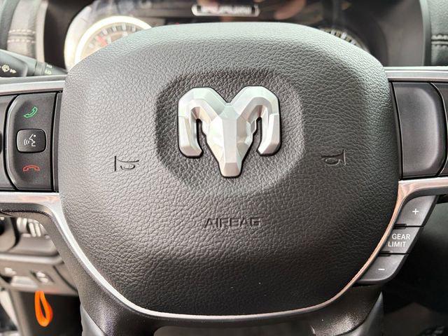 2023 Ram 1500 Laramie Crew Cab 4x2 5'7" Box