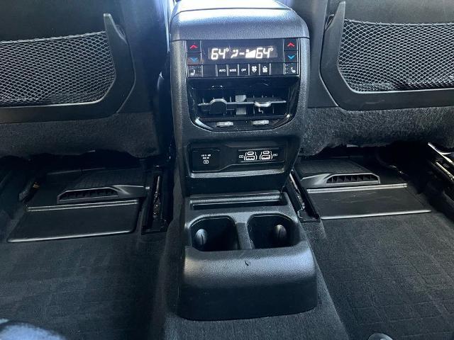 2023 Jeep Grand Cherokee L Overland 4x4