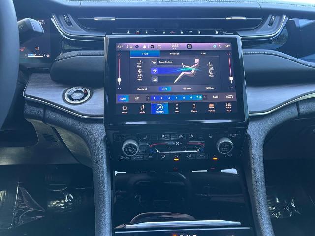 2023 Jeep Grand Cherokee L Overland 4x4