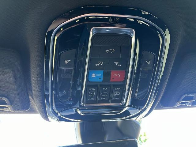 2023 Jeep Grand Cherokee L Overland 4x4