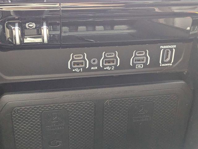 2025 Ram 1500 Rebel Crew Cab 4x4 5'7" Box