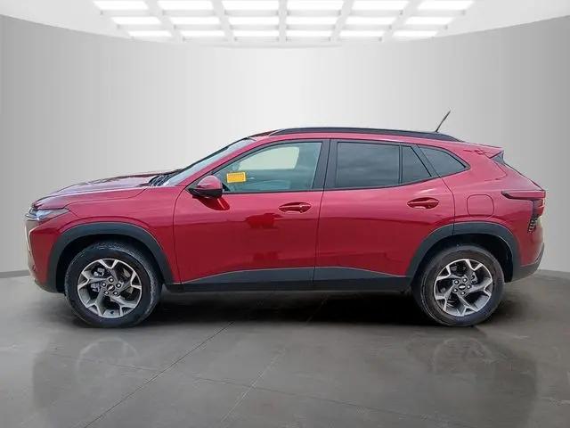 2025 Chevrolet Trax FWD LT