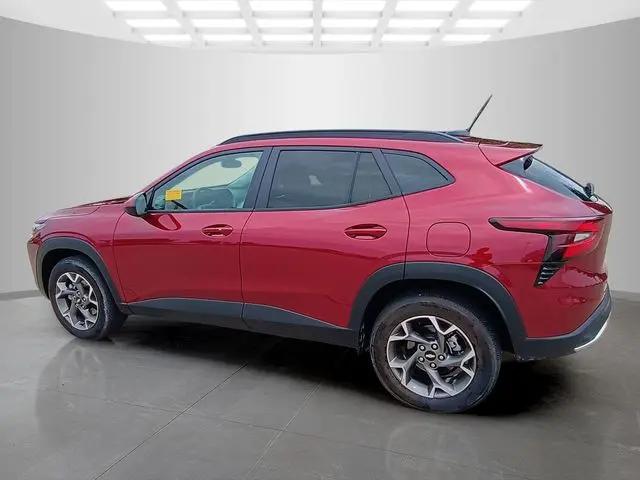 2025 Chevrolet Trax FWD LT