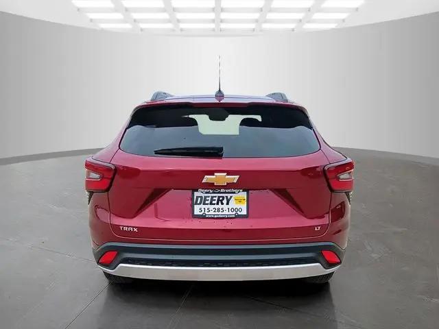 2025 Chevrolet Trax FWD LT