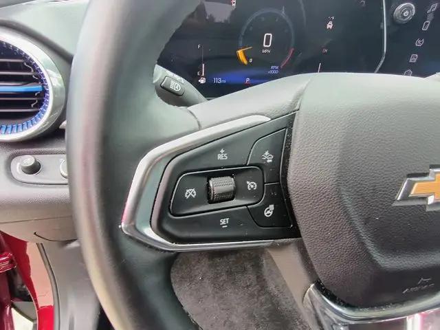 2025 Chevrolet Trax FWD LT