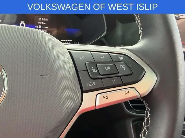 2024 Volkswagen Taos 1.5T SE
