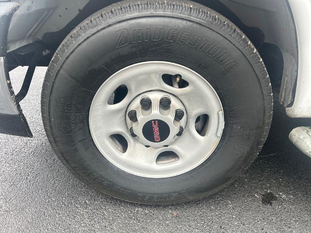 2024 GMC Savana Cargo RWD 2500 Regular Wheelbase Work Van