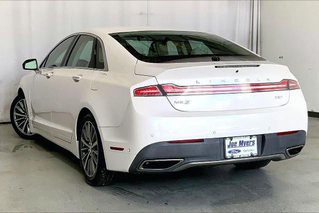2017 Lincoln MKZ Select