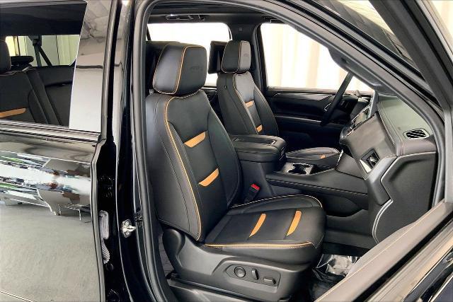 2024 GMC Yukon XL 4WD AT4