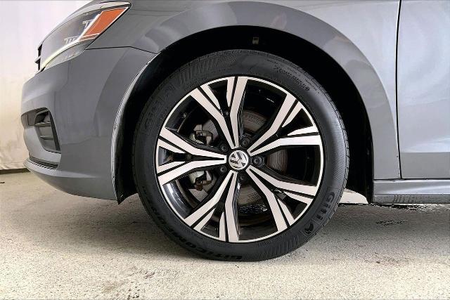 2022 Volkswagen Passat 2.0T SE