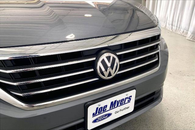 2022 Volkswagen Passat 2.0T SE