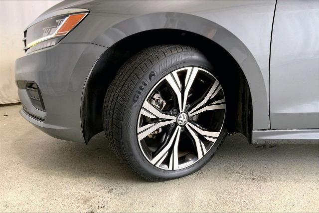 2022 Volkswagen Passat 2.0T SE