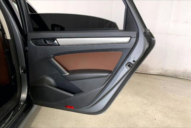 2022 Volkswagen Passat 2.0T SE