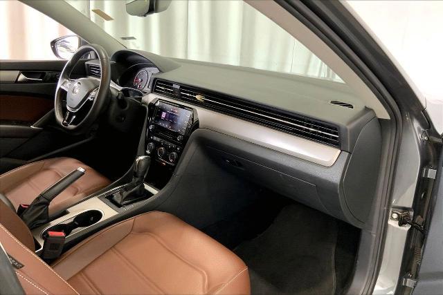 2022 Volkswagen Passat 2.0T SE