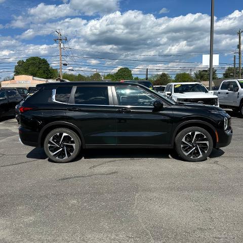 2022 Mitsubishi Outlander Unknown