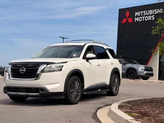 2023 Nissan Pathfinder SL 4WD