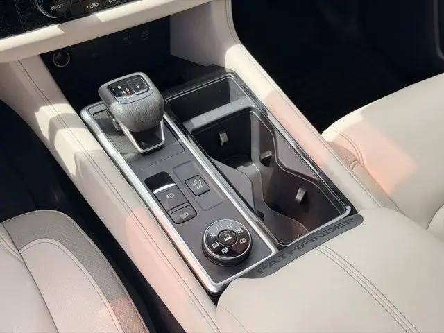 2023 Nissan Pathfinder SL 4WD