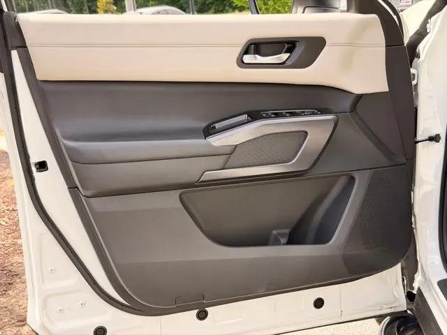 2023 Nissan Pathfinder SL 4WD