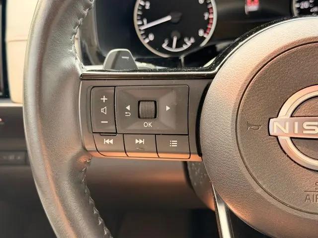 2023 Nissan Pathfinder SL 4WD