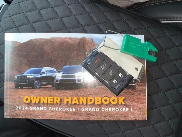 2024 Jeep Grand Cherokee L Summit Reserve 4x4