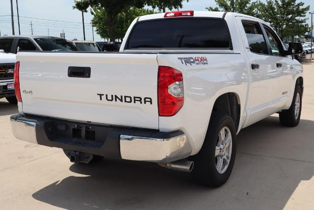 2017 Toyota Tundra SR5 5.7L V8