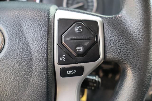 2017 Toyota Tundra SR5 5.7L V8