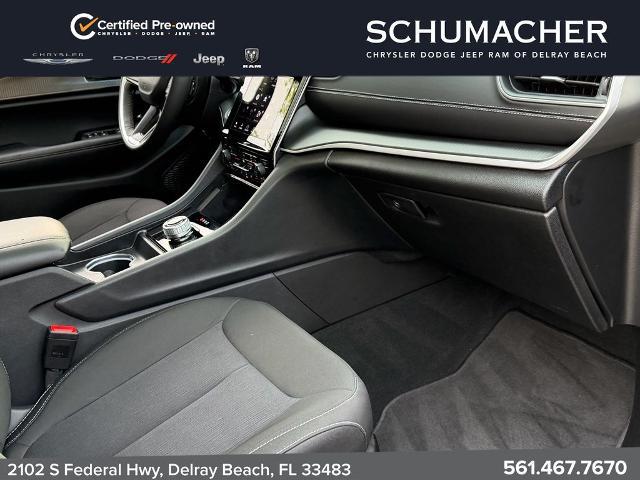 2025 Jeep Grand Cherokee Laredo X 4x2