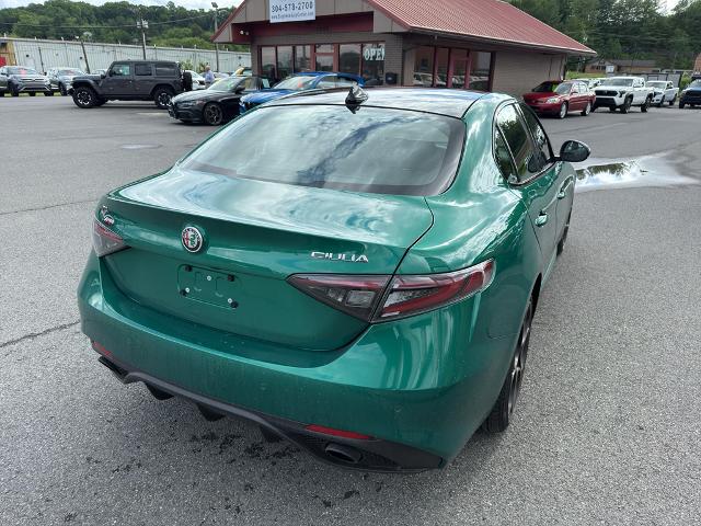 2025 Alfa Romeo Giulia Intensa AWD